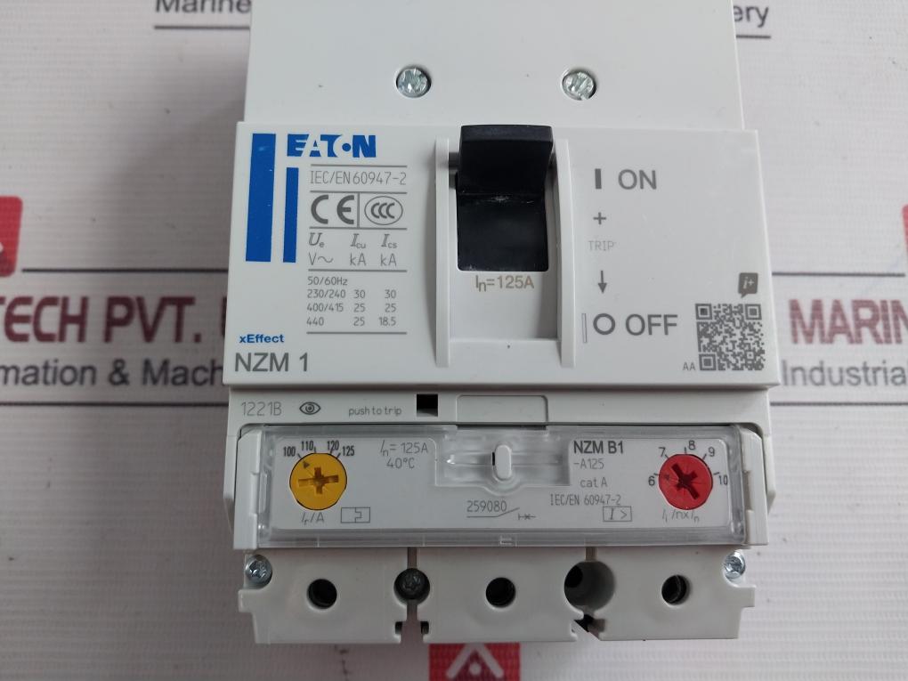 Eaton Nzmb1-a125 Molded Case Circuit Breaker 50/60Hz 50°C 1221B Il01203004Z