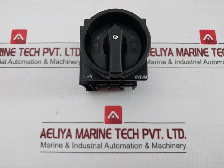 Eaton 3-pole Flush Isolator Switch 20Amp 600Vac 50/60Hz P1-25/Ea/Svb-sw/Hi11