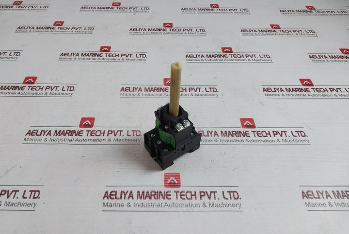 Eaton P1-32 Rotary Disconnect Switch 690Vac 6000V, 50-60Hz Gb14048.3 Ac-3