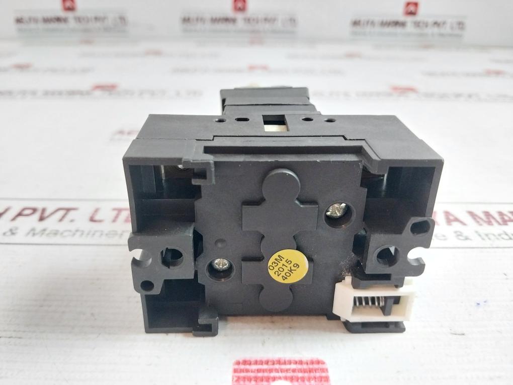 Eaton P1-32 Rotary Disconnect Switch 690Vac 6000V, 50-60Hz Gb14048.3 Ac-3