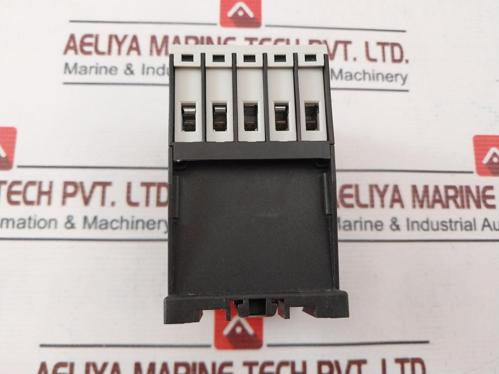 Eaton Xtce009B10 Contactor 230V50Hz / 240V60Hz