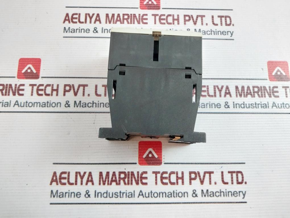 Eaton XTCE009B10 Contactor DIL M9-10 3 Pole Break 250V DC