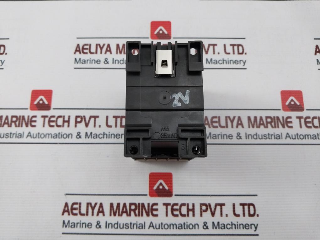 Eaton Xtce012B10 3 Pole Contactor 50/60Hz