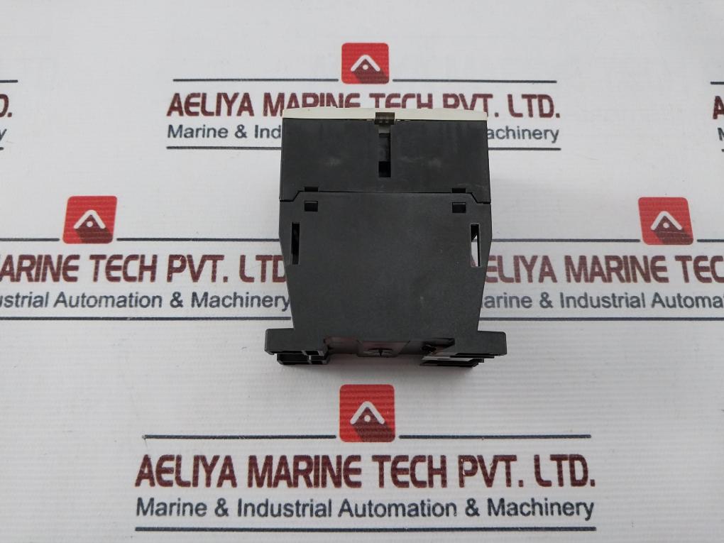 Eaton Xtce012B10 3 Pole Contactor 50/60Hz