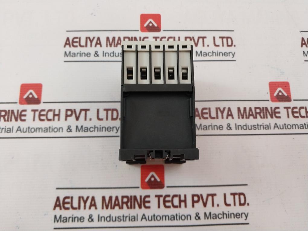 Eaton Xtre10B22 Contactor Relay Dil A-22, 230V 50/60Hz 16A