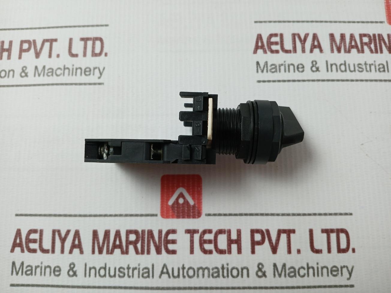 Eaton E22B11 Pushbutton Contact Block