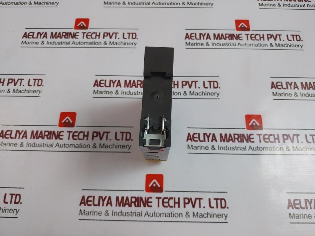 Eberle SBA-2 S Time Relay 0,1s - 10h AC 250V 8A - Aeliya Marine Tech