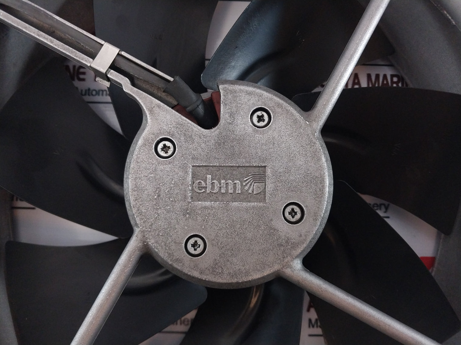 Ebm W2E250-hl06-01 Axial Fan 230V~ 50Hz 0,56A 127W