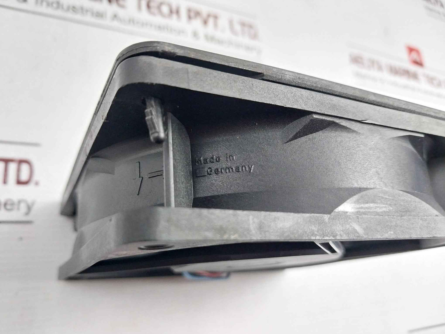 Ebm W2G113-bd03-02 Axial Fan 4,5W 3000V/Min 24V-(12-28V) Dc