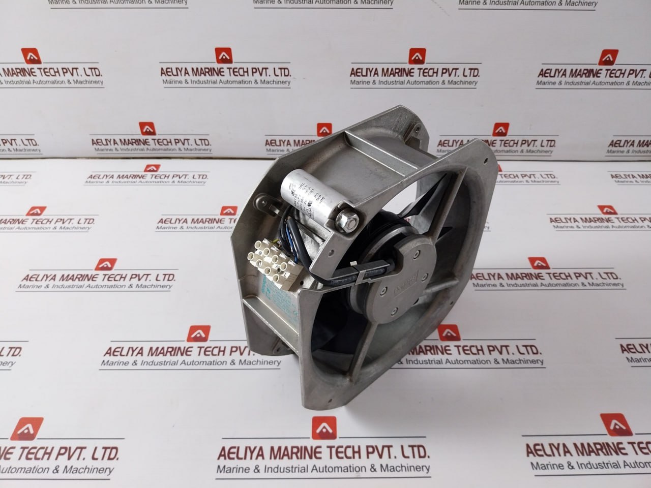 Ebmpapst W2E200-hk38-01 Axial Fan 230V 50/60Hz 0.29/0.35A 85W 2800Min-1, 1.5Uf