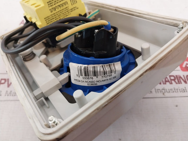 Ec Elettrocanali Ec692901 Angled Flush-mounted Socket Iec309 200/250V 50-60Hz