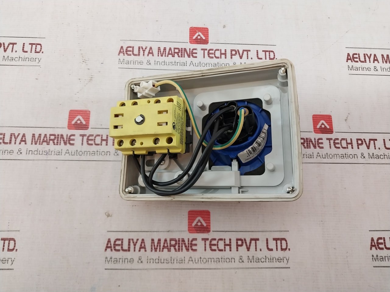 Ec Elettrocanali Ec692901 Angled Flush-mounted Socket Iec309 200/250V 50-60Hz