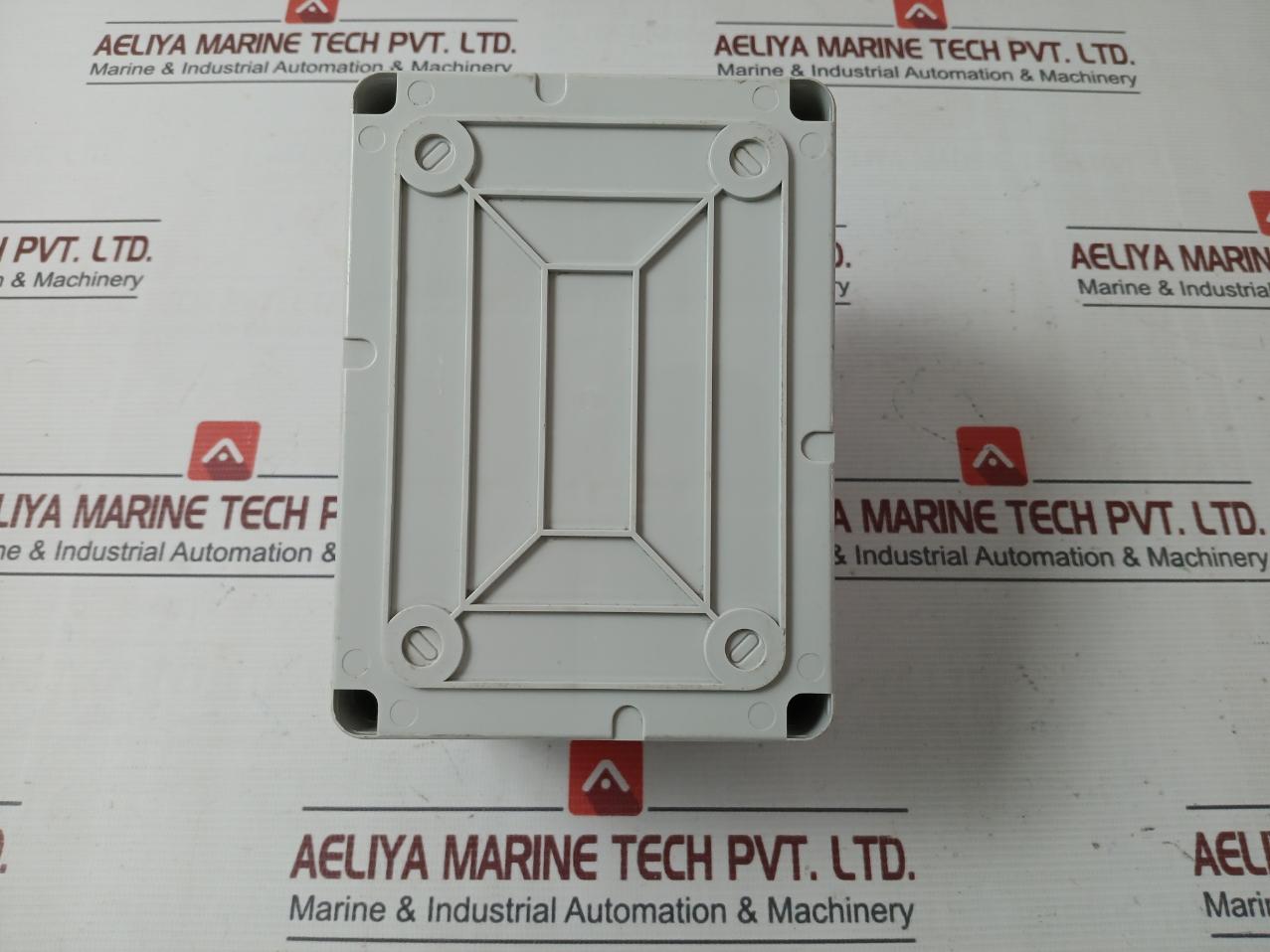 Ec Elettrocanali Ec692901 Industrial Socket With Rotary Isolator Switch Ec69250