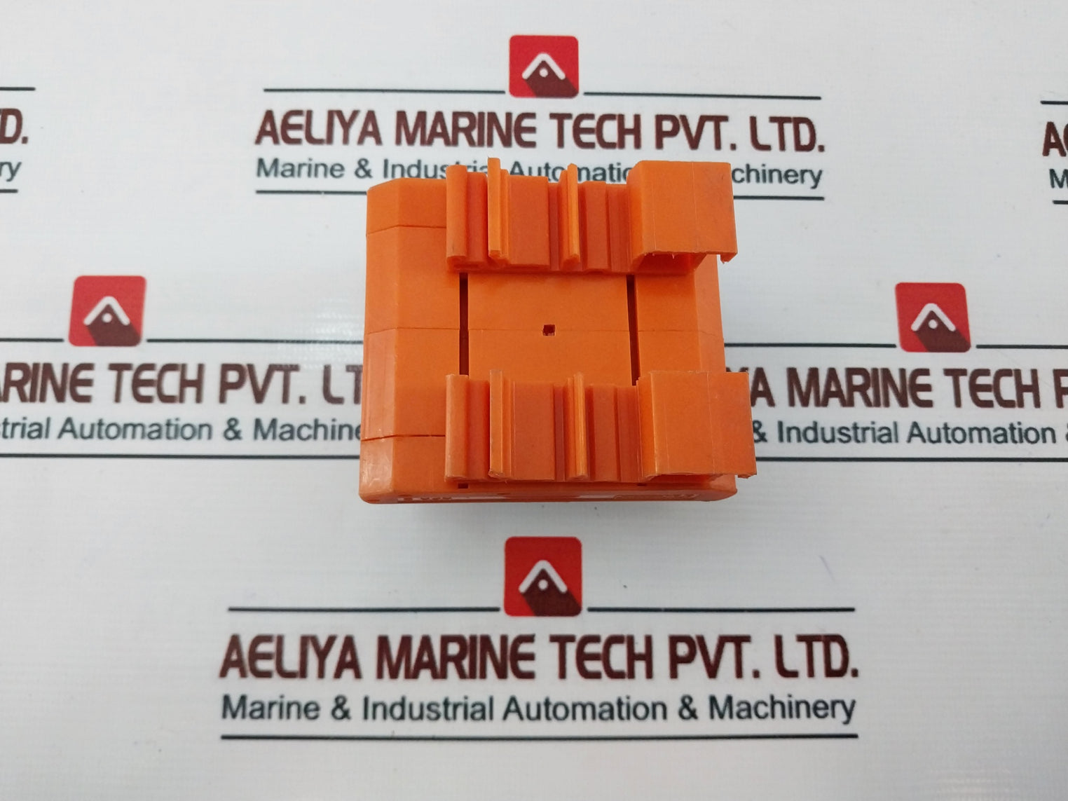 Econix RMIR 158 Din Rail Mounted Relay Interface Module