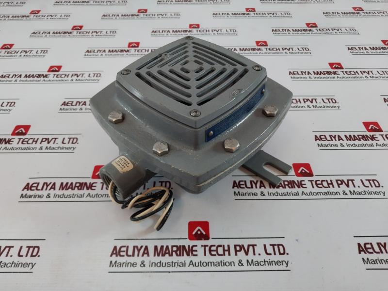 Edwards 879Ex-p1 Vibrating Horn 0.025A, 125Vdc, 97430