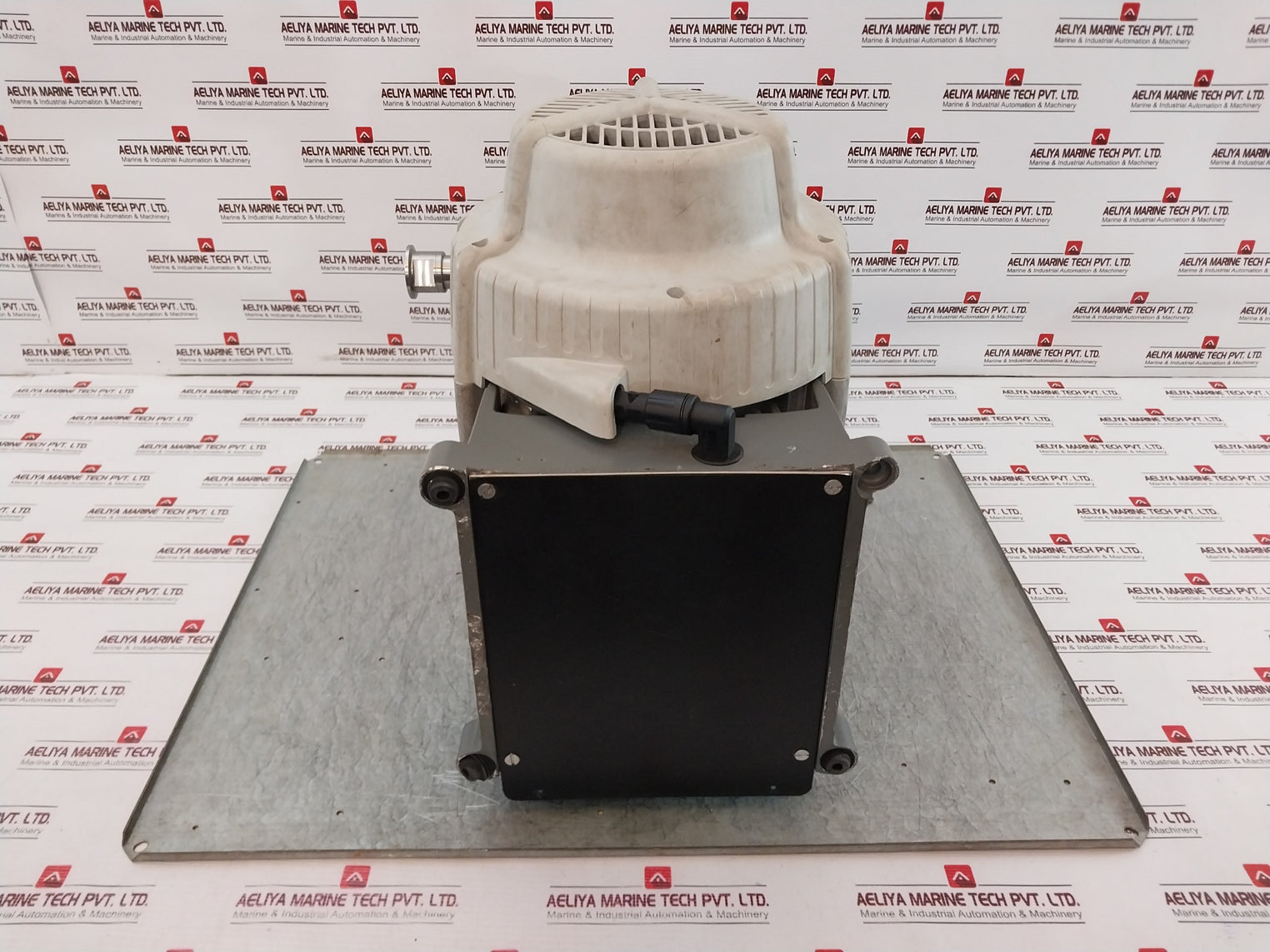 Edwards Xds35I Vacuum Pump Ac Motor A73001983 200-230V 6.6A 50/60Hz