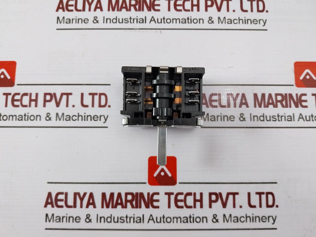 Ego 42.04900.012 Cam Switch 12A/250V 8A/400V Mkn Model 42.920.00