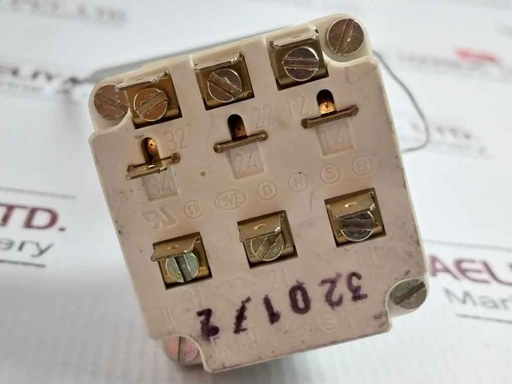 Ego 55.34232.030 Fryer Temperature Control Thermostat 3201/2