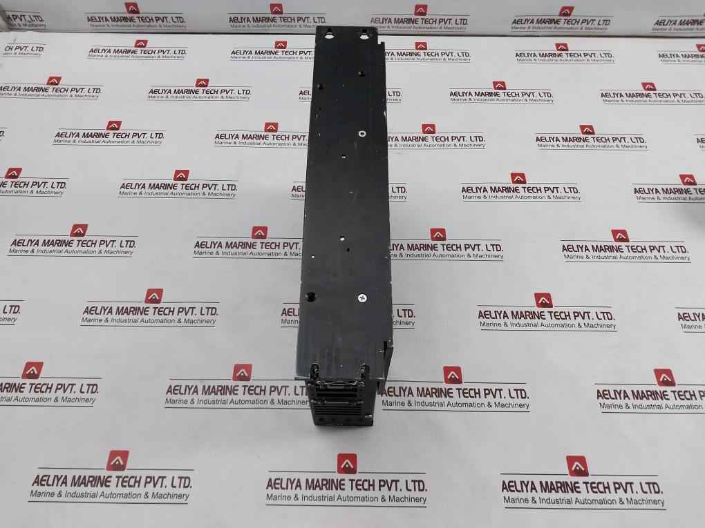 Elau Pmc-2/11/04/001/00/00/06/00/0K Servo Drive 3X400Vac In1.4A