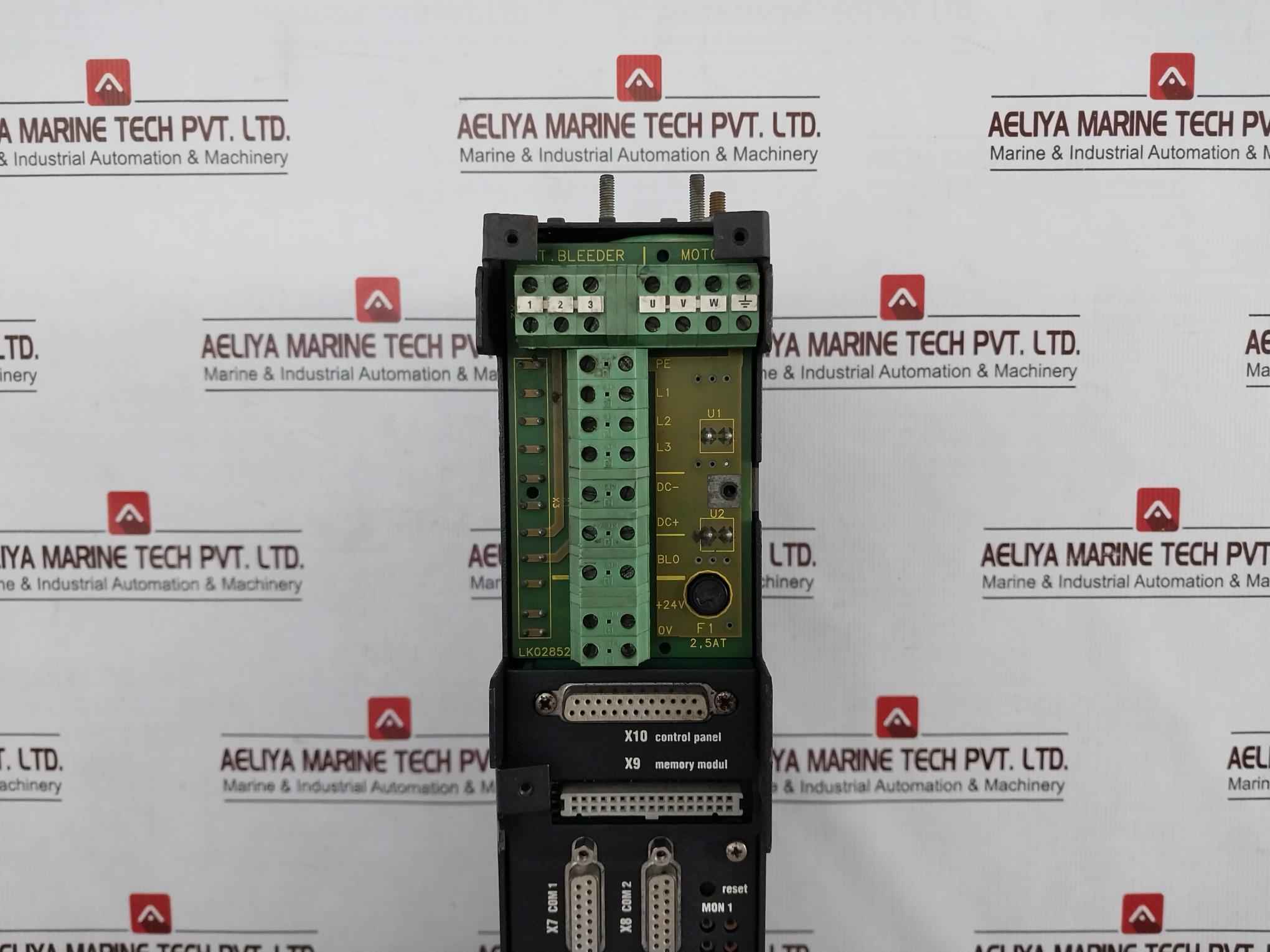 Elau Pmc-2/11/04/001/00/00/06/00/0K Servo Drive 3X400Vac In1.4A