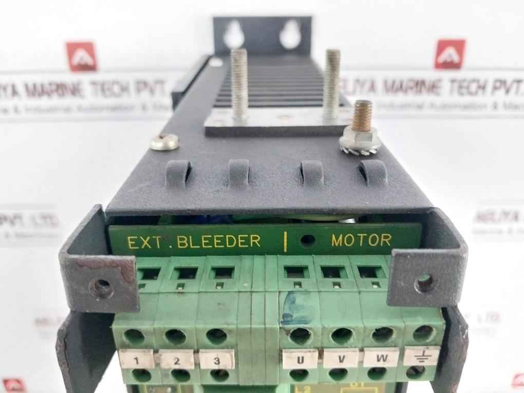Elau Pmc-2/11/04/001/00/00/06/00/0K Servo Drive 3X400Vac In1.4A