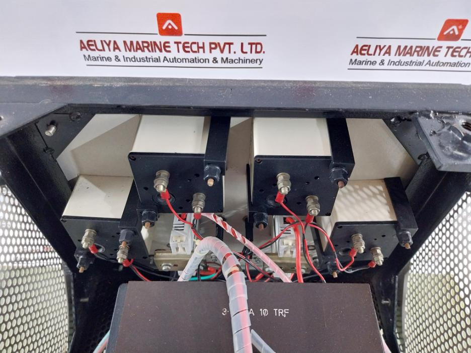 Elec Lab Step Down Transformer 3.5Kva 230Vac 115Vac 30A