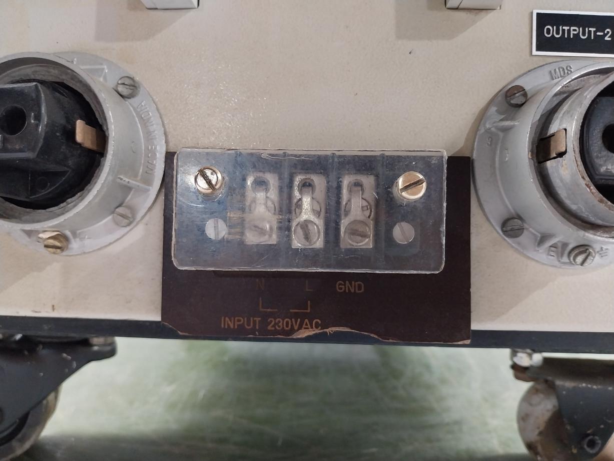 Elec Lab Step Down Transformer 3.5Kva 230Vac 115Vac 30A