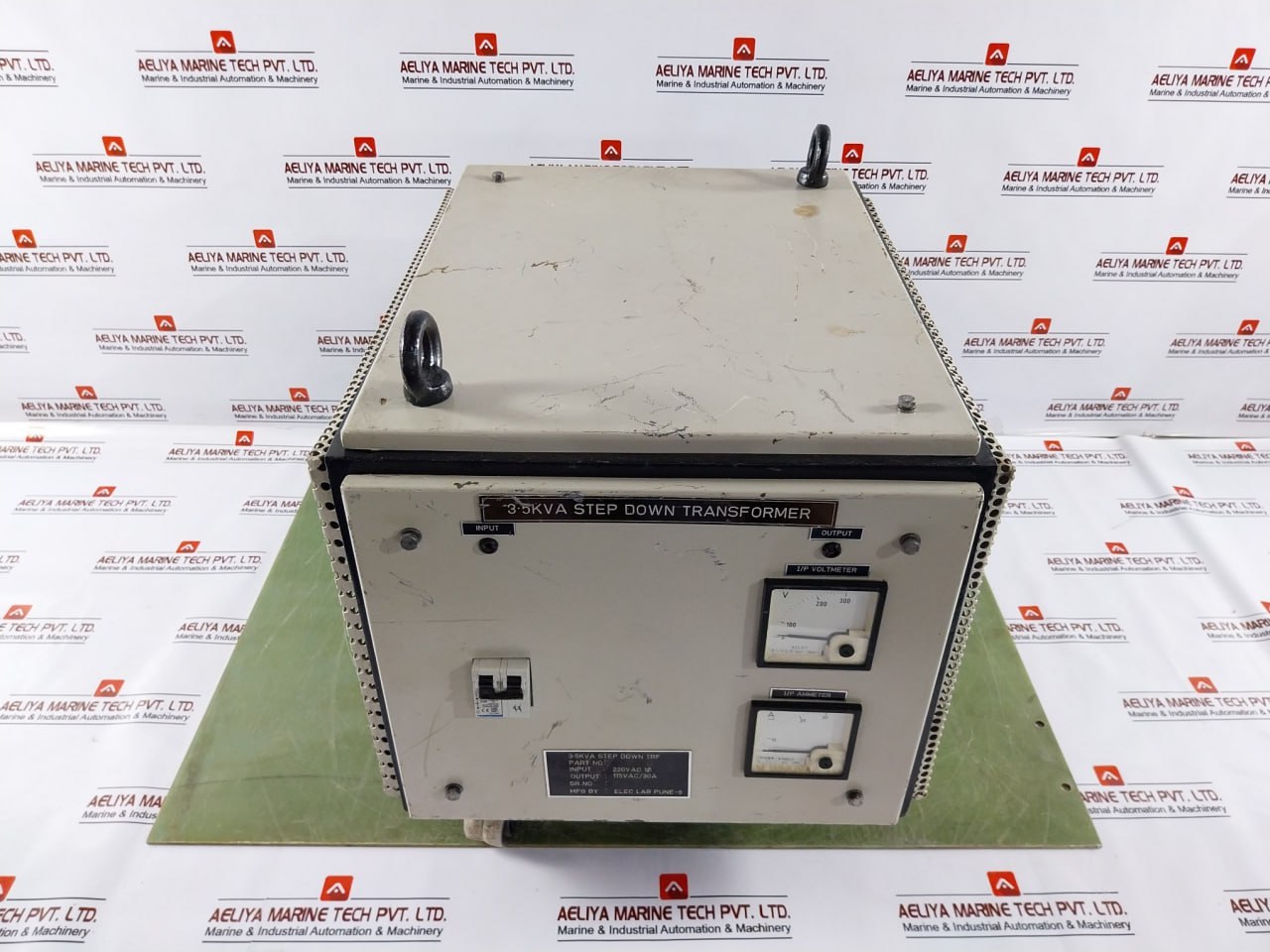 Elec Lab Step Down Transformer 3.5Kva 230Vac 115Vac 30A