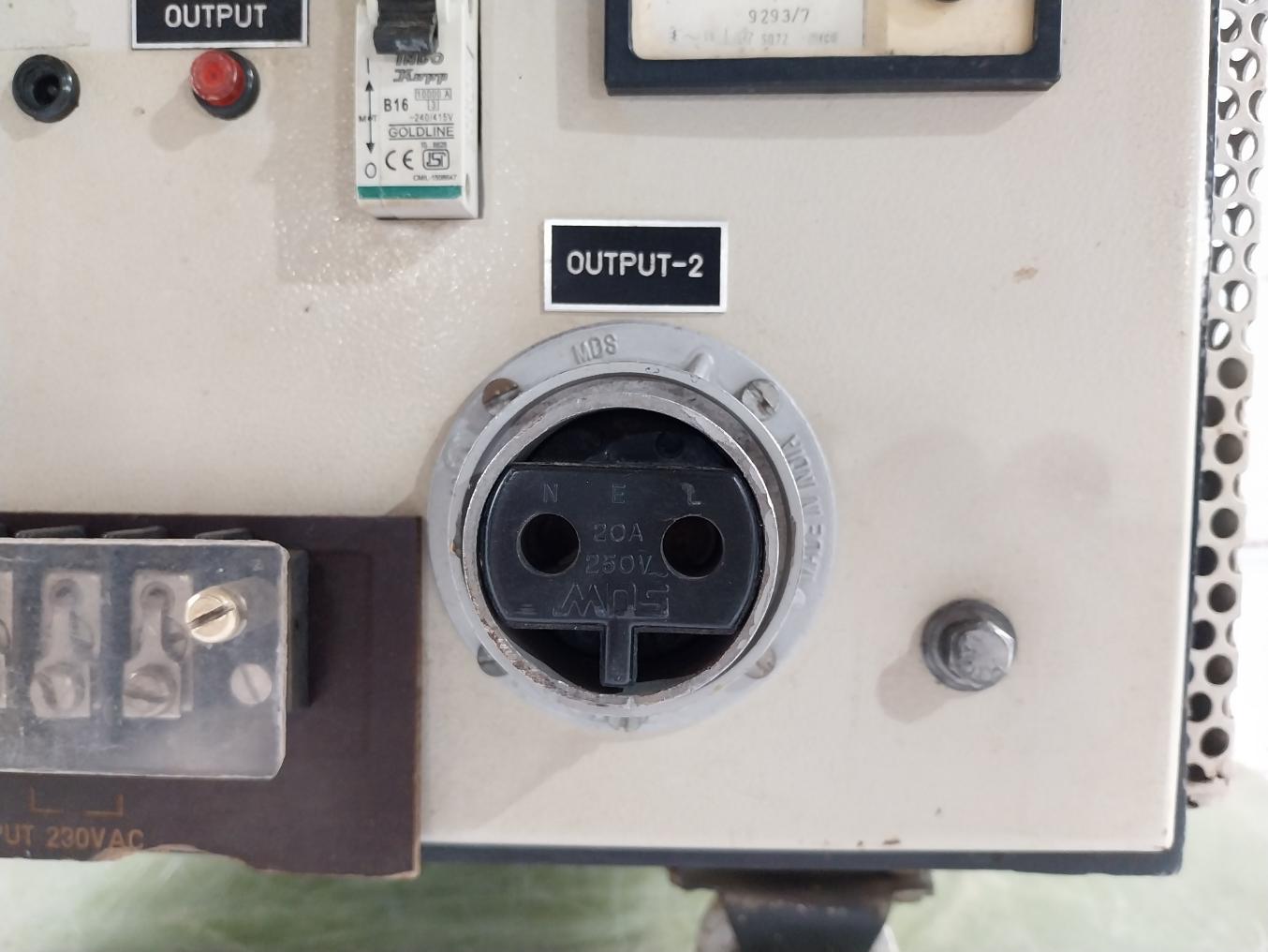 Elec Lab Step Down Transformer 3.5Kva 230Vac 115Vac 30A