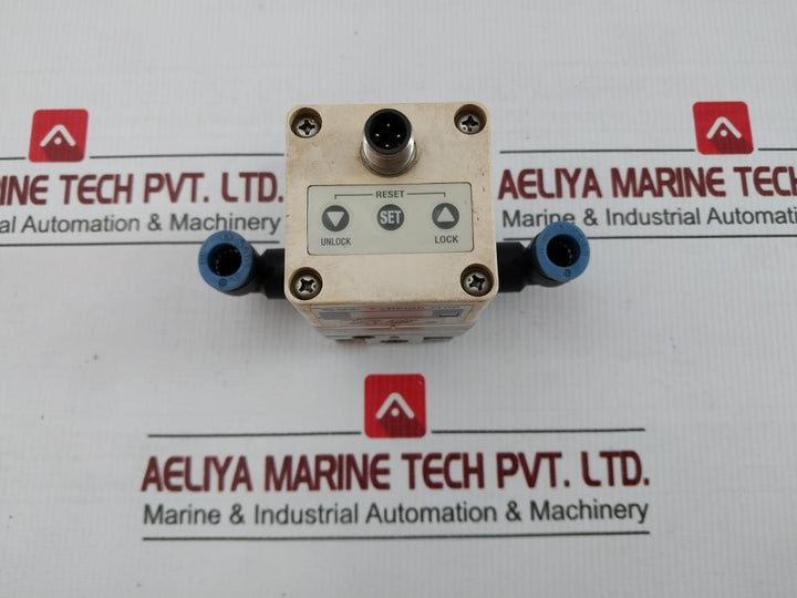 Electro-pneumatic Pressure Regulator Itv2050-01N3S4 Smc Output 0.7-130Psi