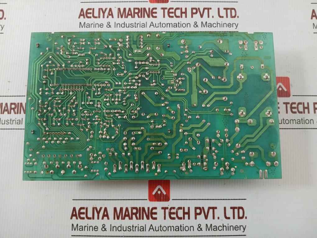 Electrolux 471 8987-21 Wascator Control Printed Circuit Board Ako 546 117