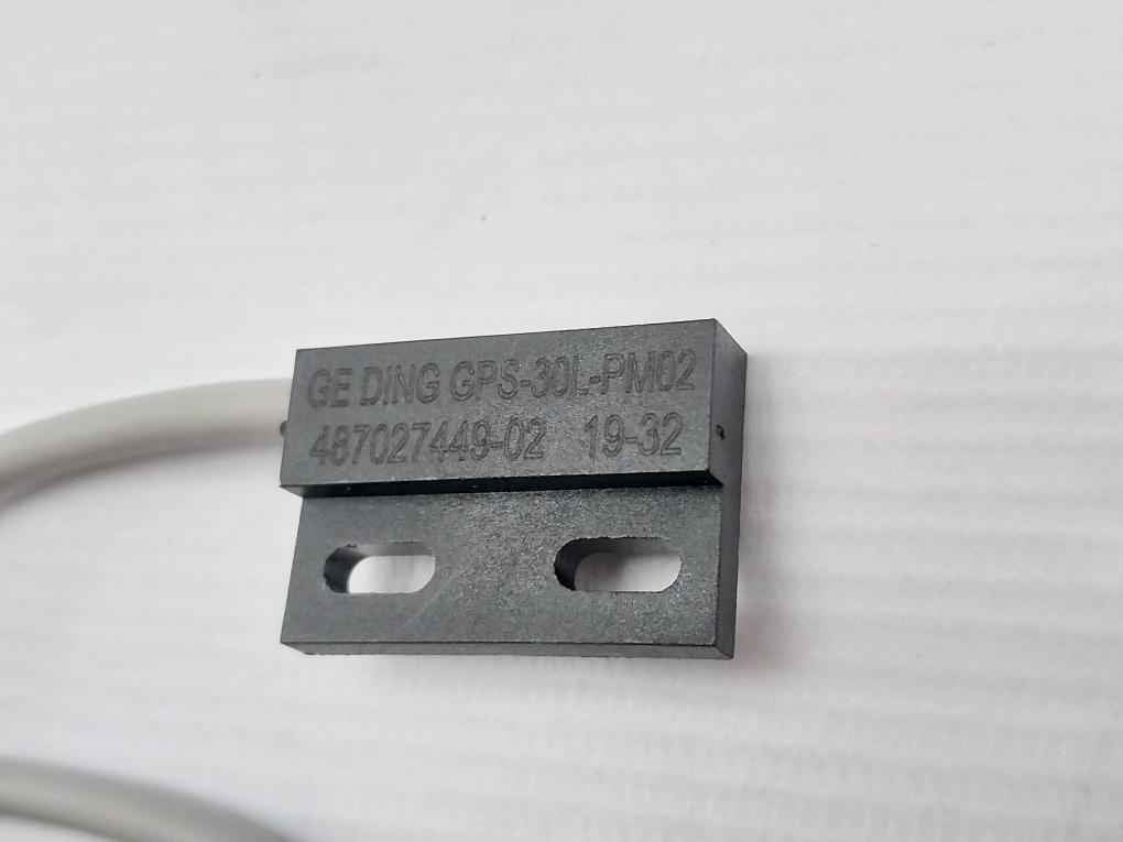 Electrolux 487027449 Magnetic Switch