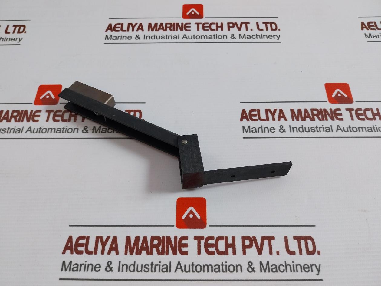 Electrolux 487232795 Rmc Arm Complete V682