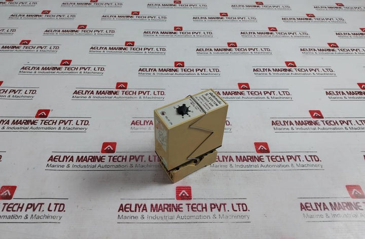 Electromatic Sam205 220 Timer Relay 220Vac 0.8-18 Sec 10A/380V