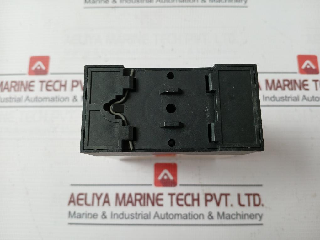 Electromatic Sm 170 440 3-phase Sequence Voltage Relay W/ Base 50/60Hz 047394