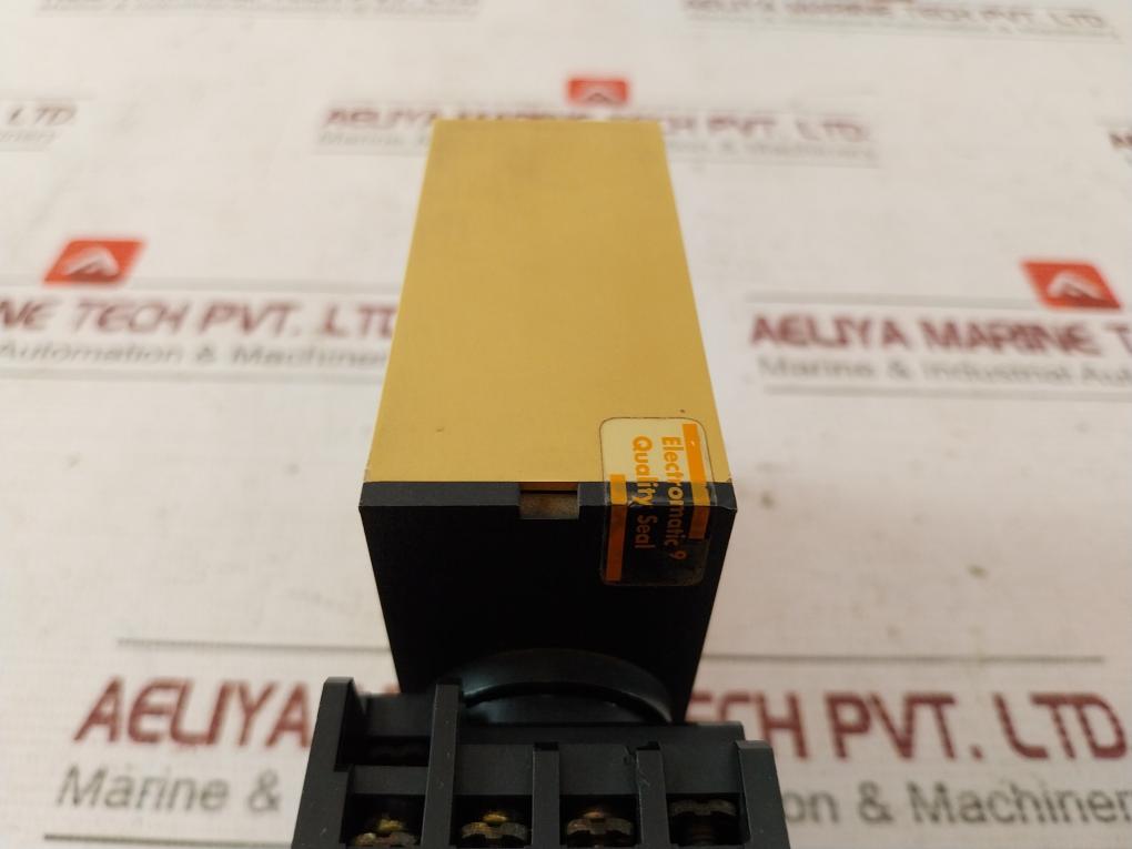 Electromatic Sy 175 380 Asymmetrical Controller Timer Delay Relay 10A 250V 1493W