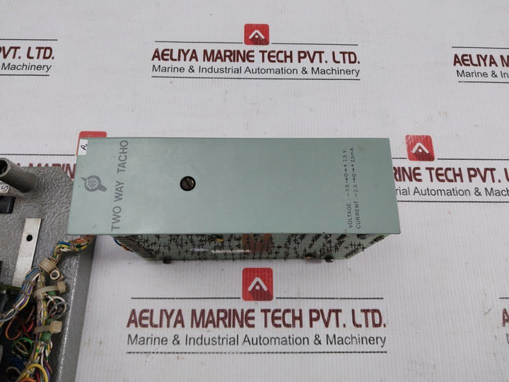 Electronic-Tacho-System-24V-Dc-371-137-007-Soren-T-Lyngso-371-210707-13
