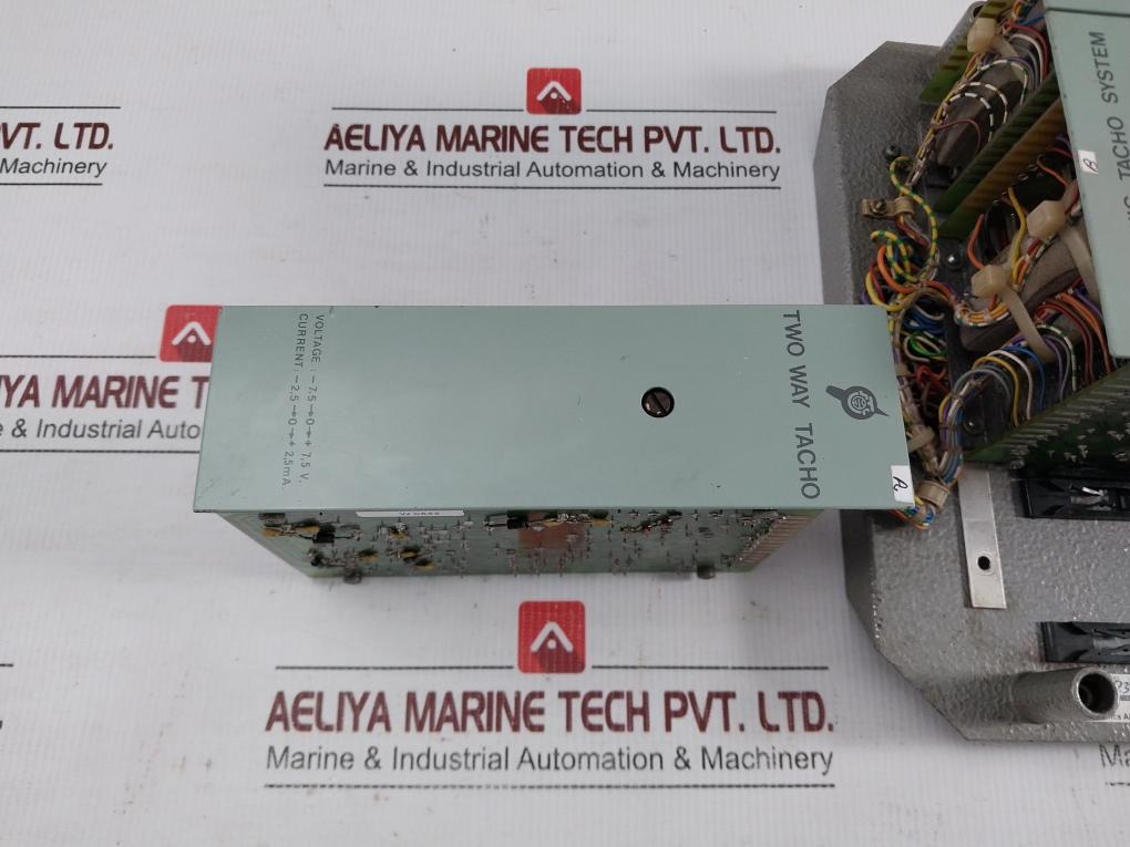 Electronic-Tacho-System-24V-Dc-371-137-007-Soren-T-Lyngso-371-210707-25