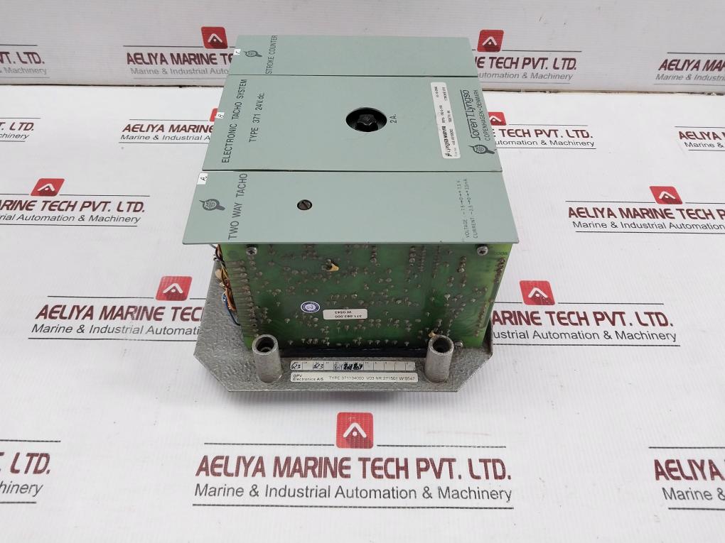 Electronic-Tacho-System-24V-Dc-371-137-007-Soren-T-Lyngso-371-210707-5