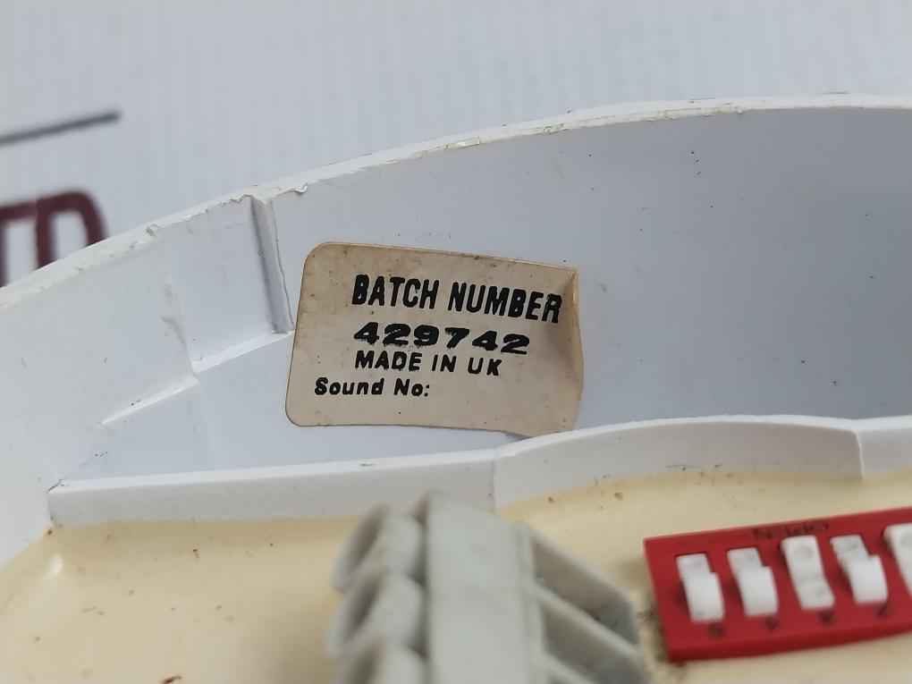 Electronic 28V Dc Sounder Red