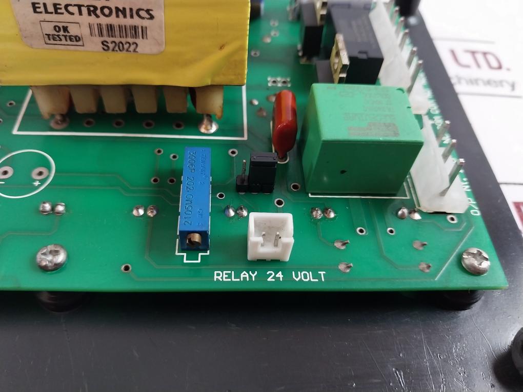 Elet Electronics Dlx-06-07022 Servo Voltage Stabilizer, Dlx\Smd-006