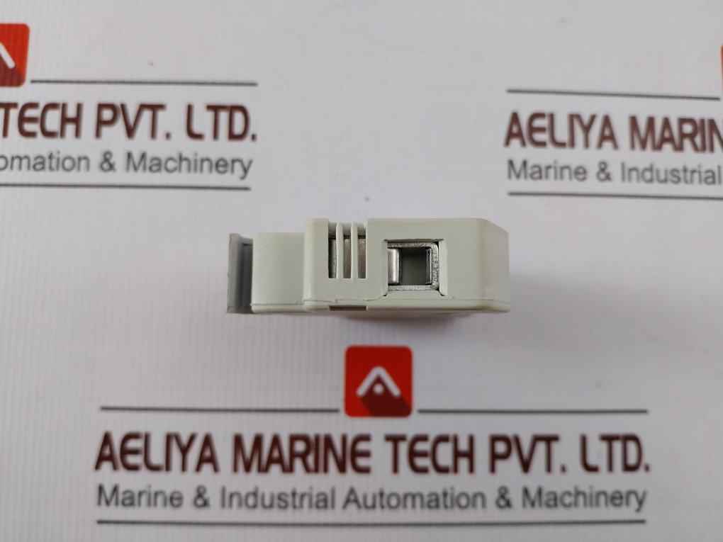 Elf Ef048348 Fuse Holder 690v 32a 10x38mm