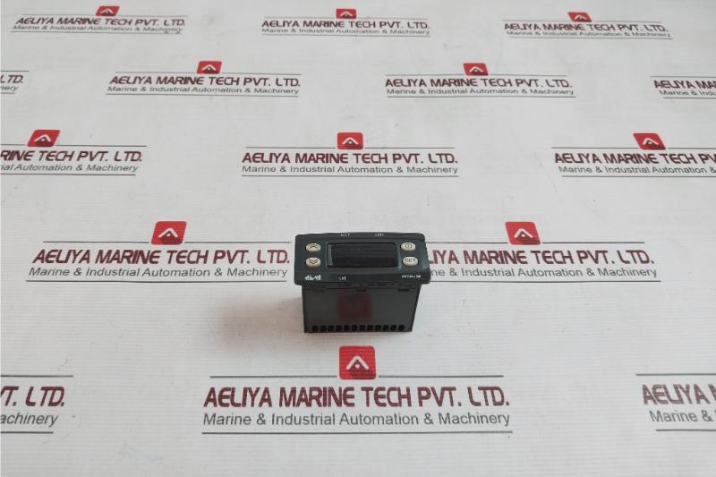 Eliwell Ewtsplus 990 Programmable Electronic Timer Et020I0Xtg300 12Vac/Dc 1.5W