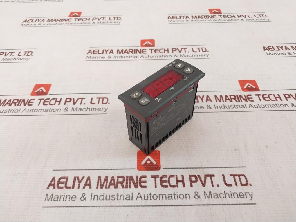 Eliwell Ic11C00Tca300 Temperature Controller E132880 1.5Va Max 250V