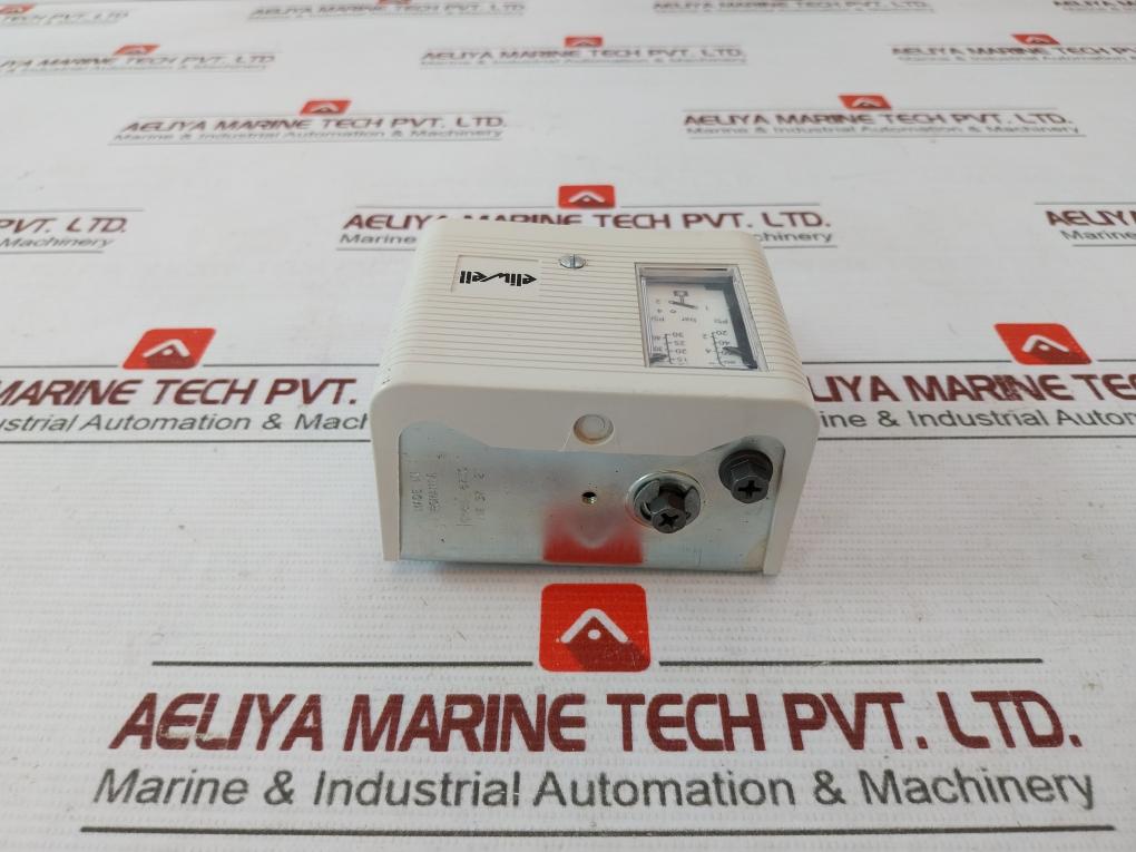 Eliwell O16H6750 Pressure Switch That Measures And Humidity 2-8 Bar
