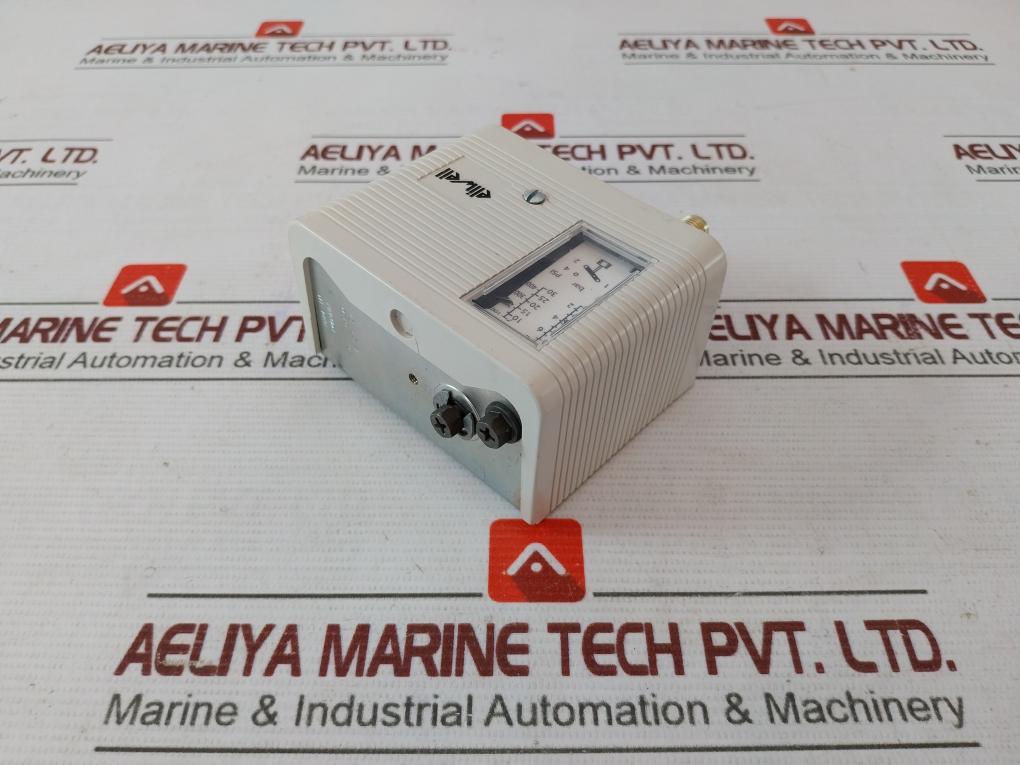 Eliwell O16H6750 Pressure Switch That Measures And Humidity 2-8 Bar