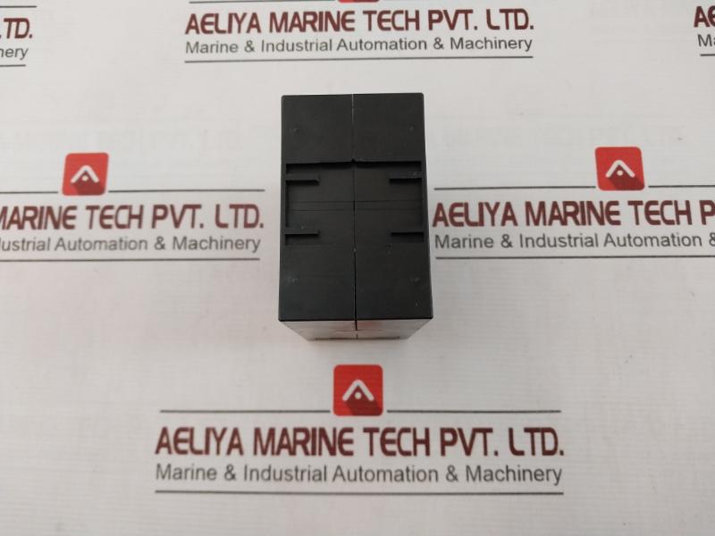 Elobau 462 121 G1 Safety Control Unit 24Vac/Dc 250Vac/30Vdc 1/2 3A 750Va/90W