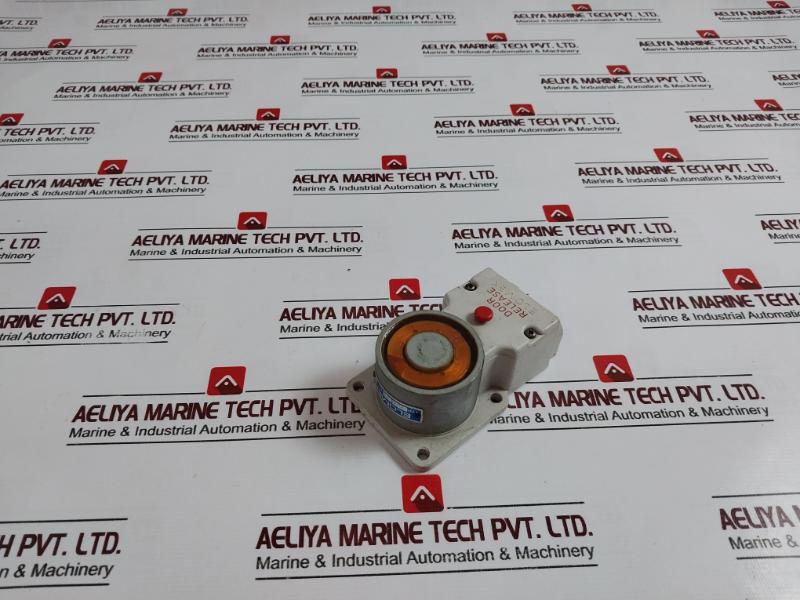 ELOMEK GPT Door Holder Magnet 24V--- 1W