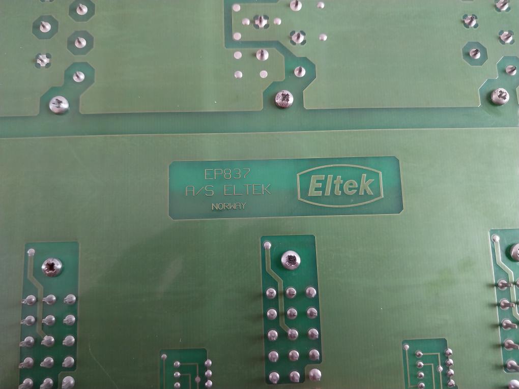 ELTEK 242231.700 PR700 Power Rack T32500-H9-4 TYPE 1