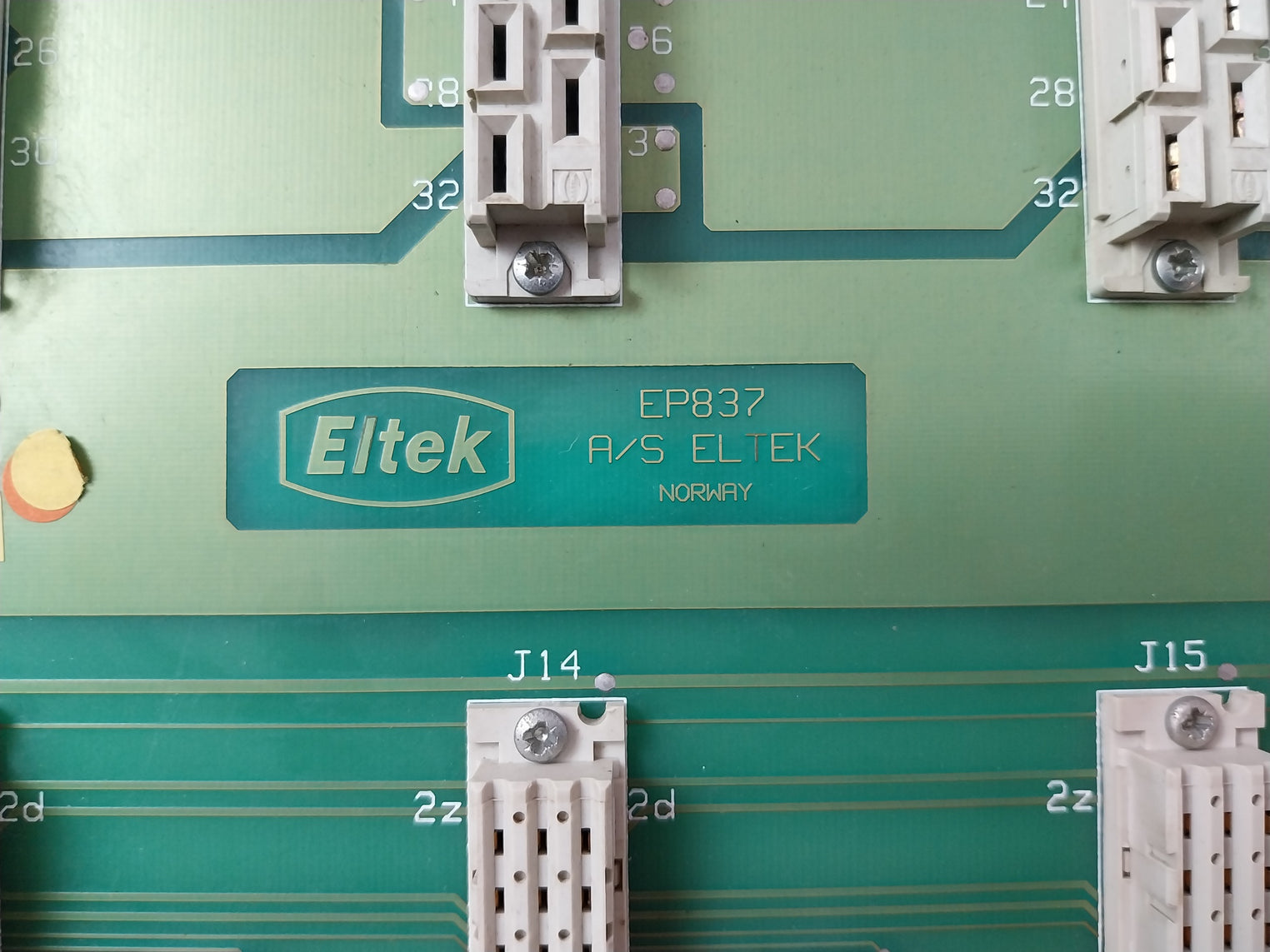 Eltek Ep837 Backplane Circuit Board T32500-h9-4